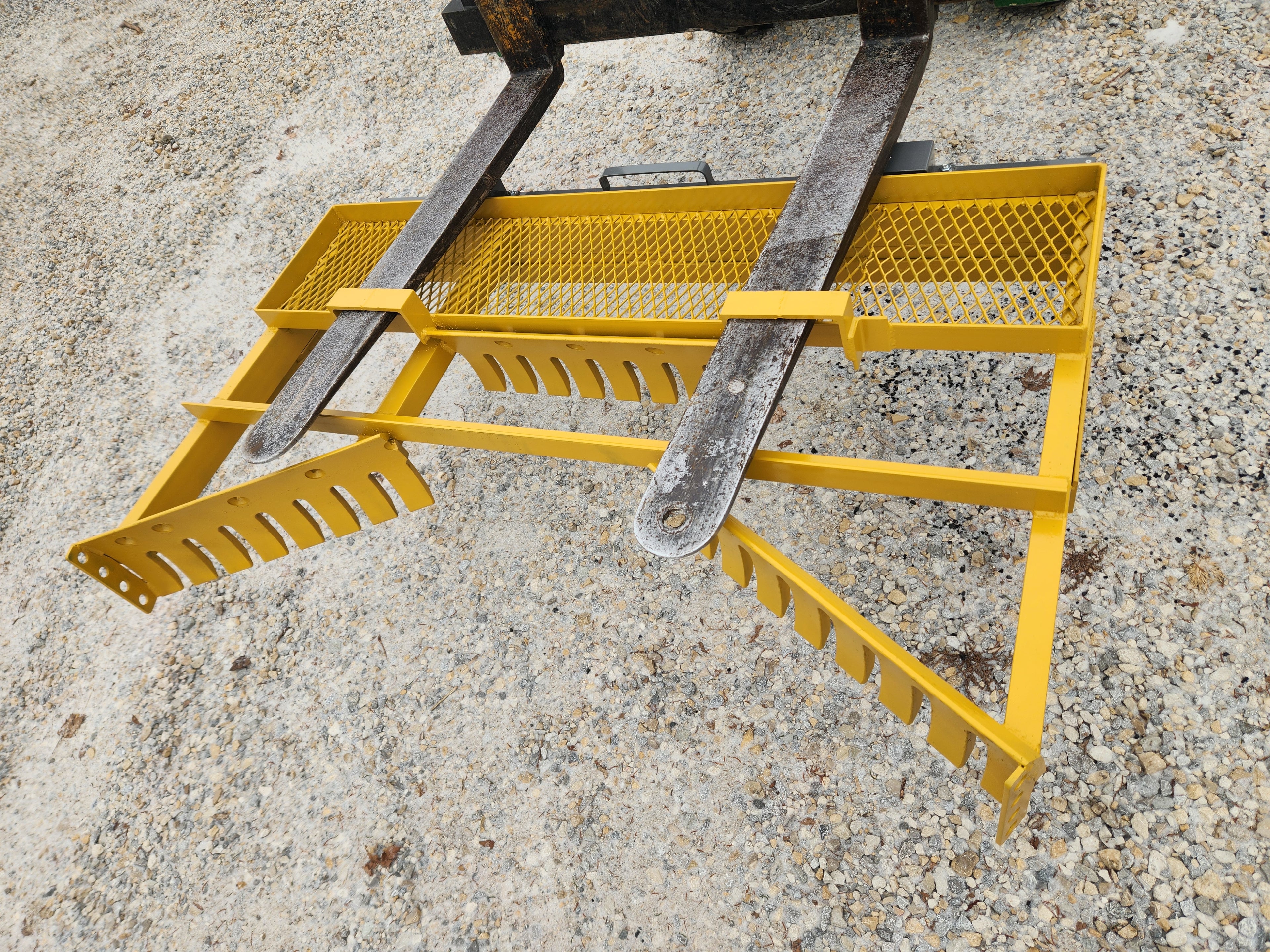 5' Gravel driveway drag