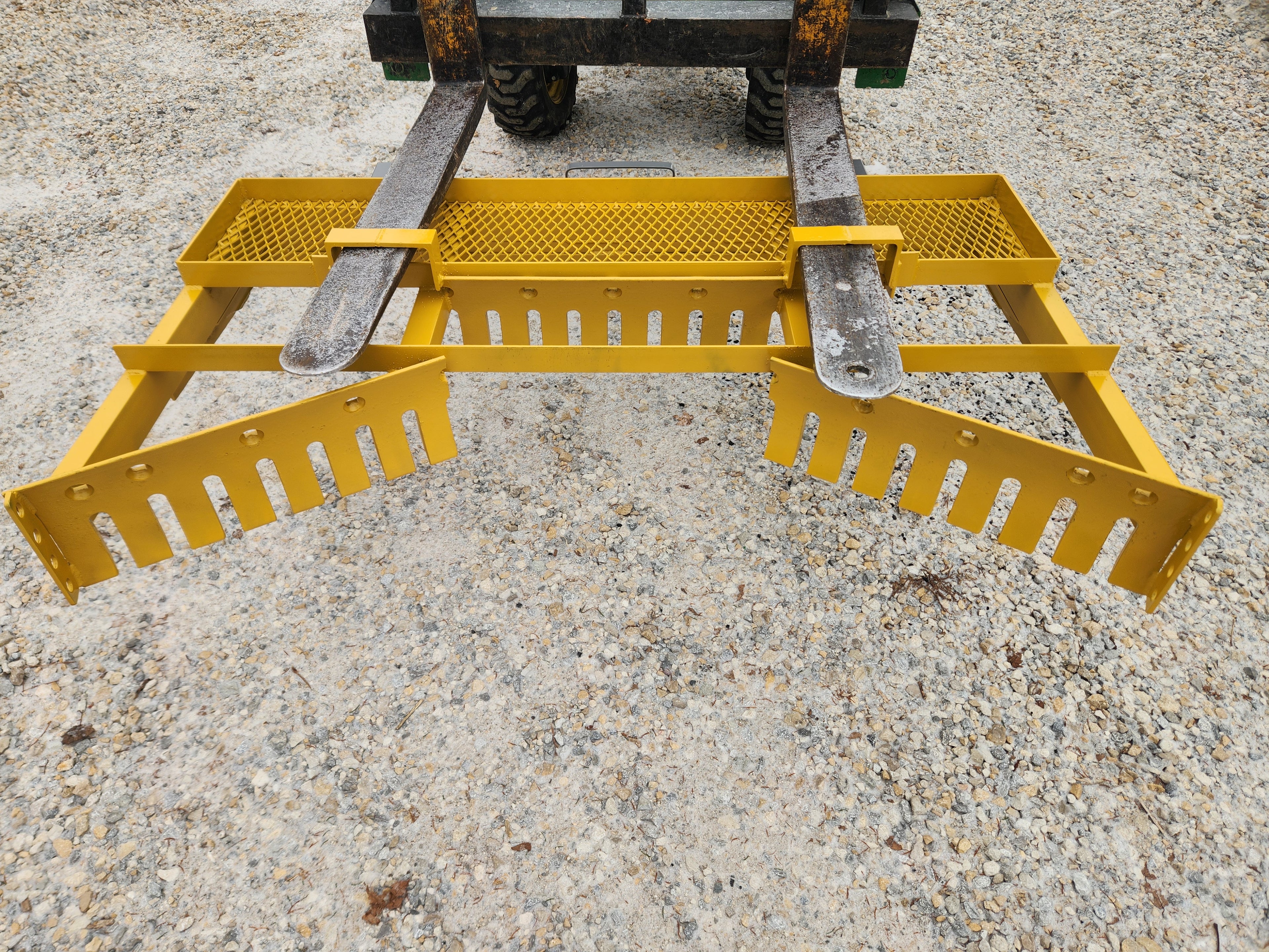 5' Gravel driveway drag